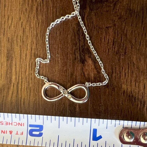 Infinity necklace sterling silver 18 inch chain with 3 round diamond accents 925 - Picture 7 of 13